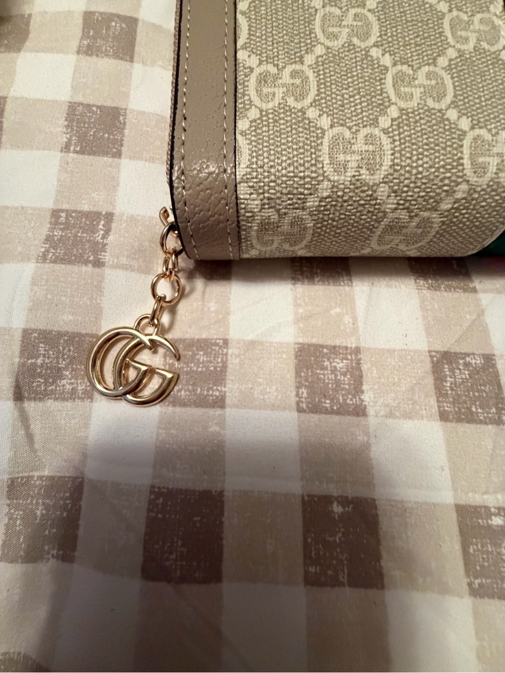Gucci Beige Signature Canvas Zip Wallet with Green and Red Web - Picture 2 of 5